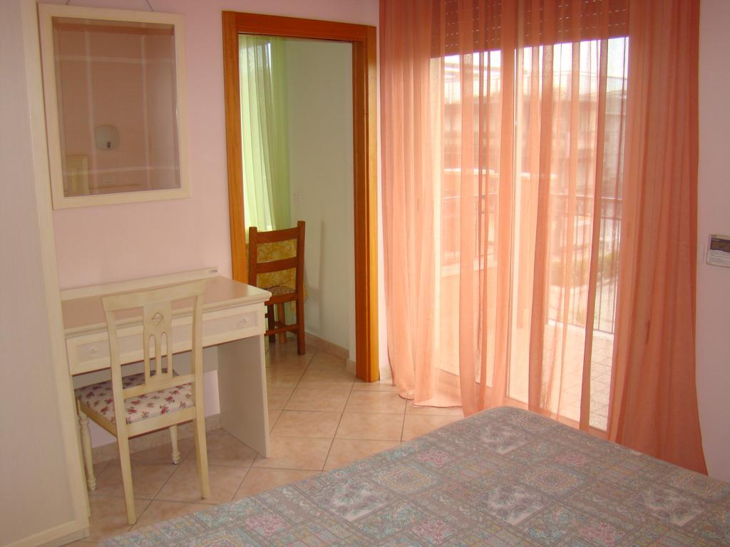 Il Casale Apart otel Martinsicuro Dış mekan fotoğraf
